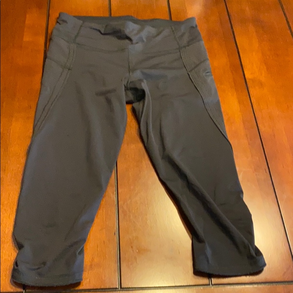 Lululemon crop leggings